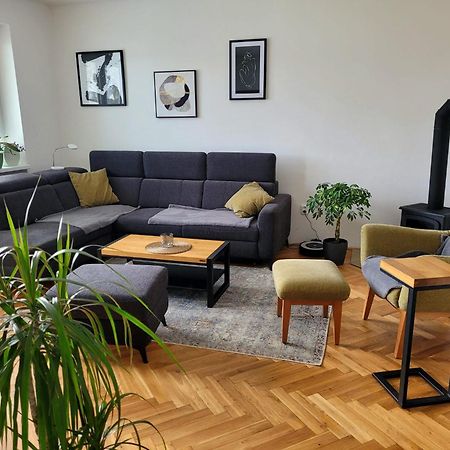 Novy Apartman Eva ยีชิน ภายนอก รูปภาพ